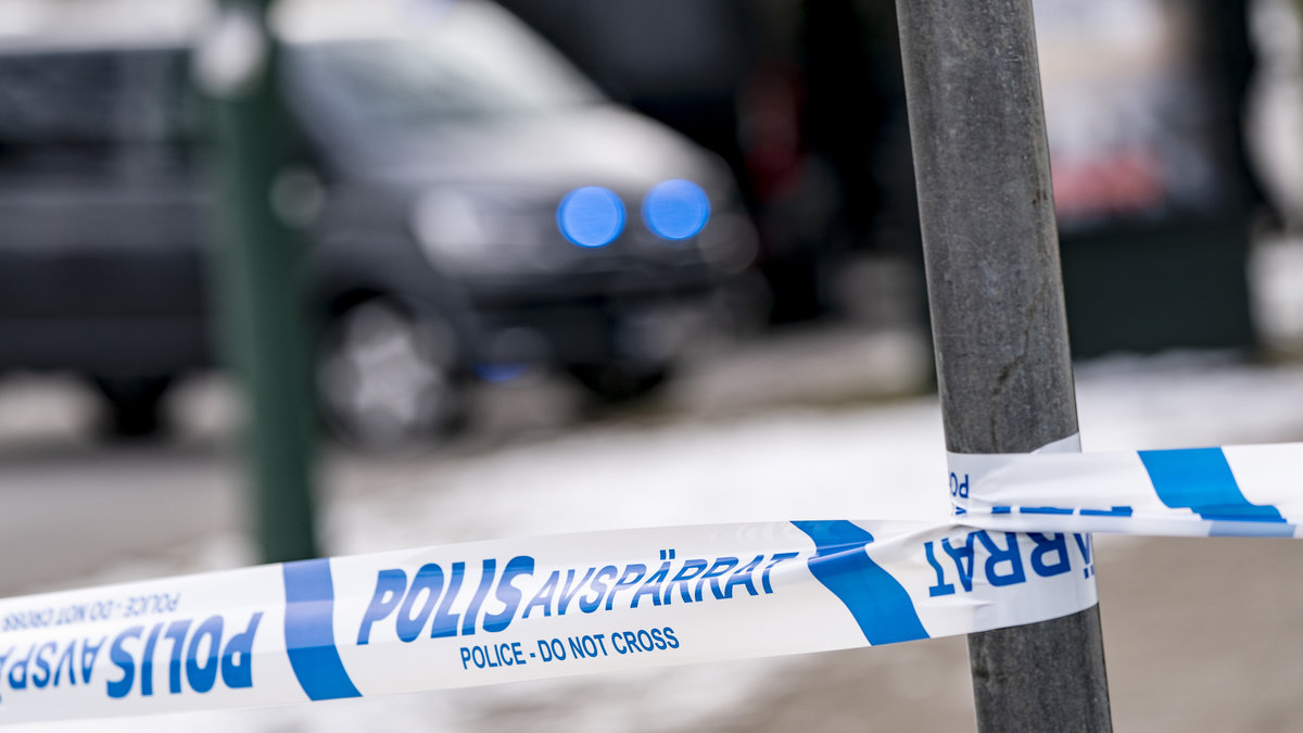 En man i 50-årsåldern har anhållits misstänkt för mordförsök efter storbråk i Göteborg.